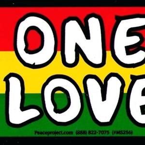 Meet your Posher, Logan